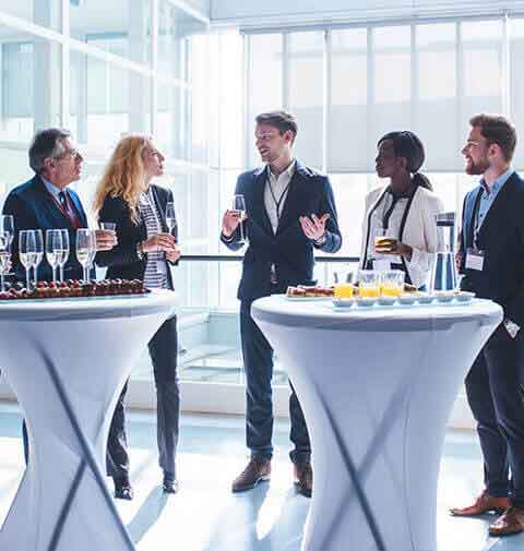 快速服务发现的在线网站攻击